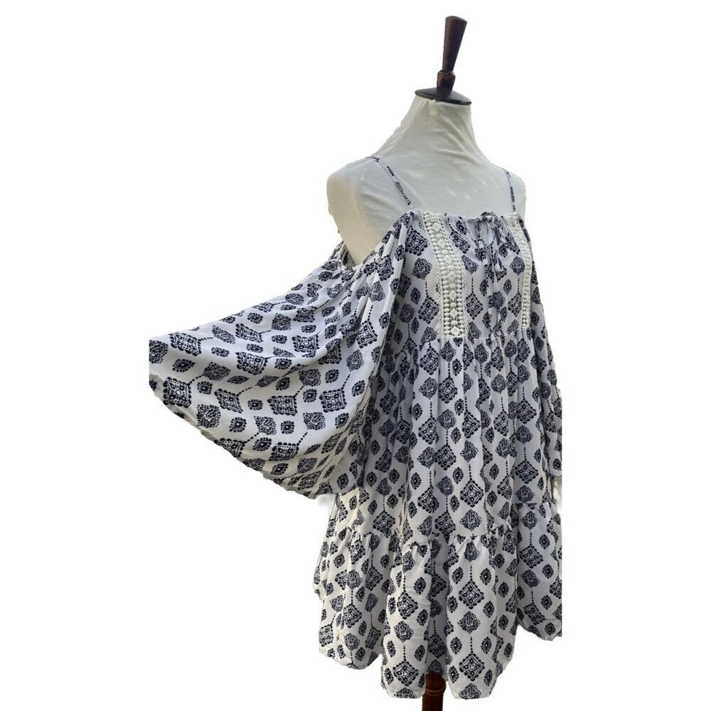 Glamorous Tile Print Cold Shoulder Mini Dress Size Small Lace Insert - Picture 6 of 14